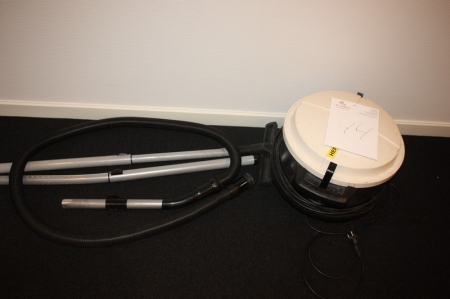 Vacuum Nilfisk GD 930 S100. Hepa filter + accessories