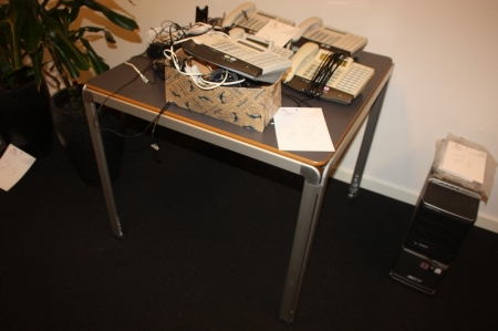 4-sided table with aluminum legs, AJ plate K80