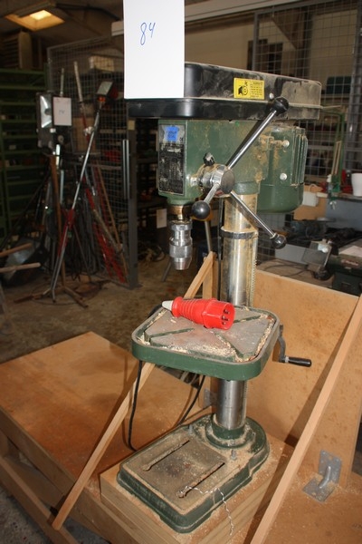 Bench Drill, Power Tool, 12 speed, table mounted