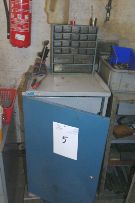 Steel cabinet containing various drills + reamers, etc.