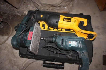 2 x elværktøj: rystepudser, Metabo + boremaskine, Black & Decker + aku-bajonetsav, DeWalt (uden batteri og lader)