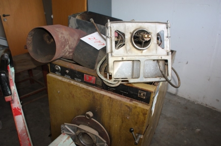 Oil burner, Tasso F5. Year 1980. Power: 124 Mcal / h. Lifter not included