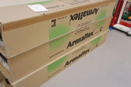 Kasse med rørisolering, Armaflex + rulle med filt P15/3505