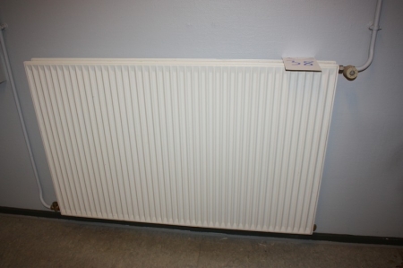 Heating, approx. length = 148 x height approx. 96 cm + radiator, app. length 2700 x height approx. 96 cm + radiator, app. length = 148 x approx. height 96 cm