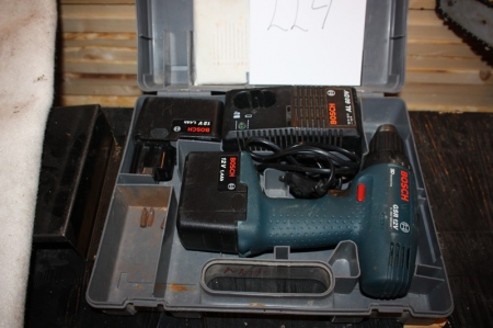 Cordless-drill, Bosch. 2 batteries and charger. Tested OK