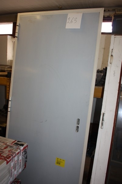 Steel fire door, module size 90x210 cm