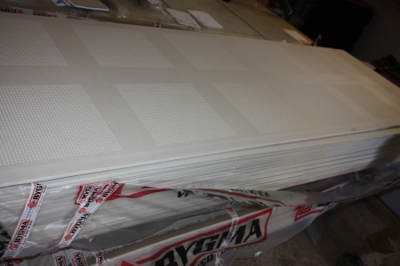 Acoustic Plasterboard. 2 pallets with a total of approx. 45 plates. 90x270 cm. Filling edge on all sides