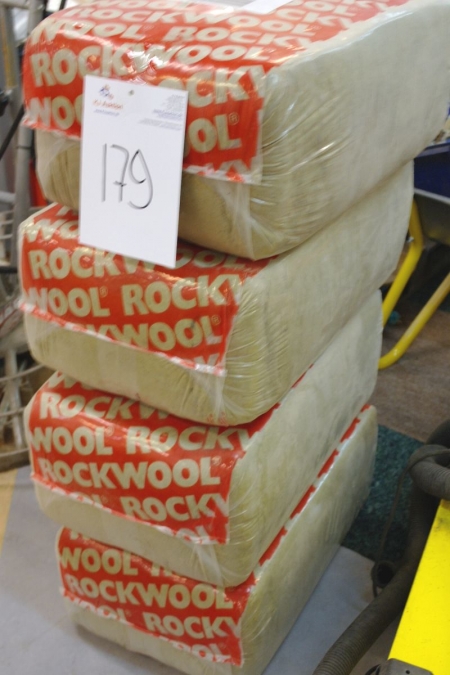 4 pakker med Rockwool hulrumsisolering DK. 000360-00-01-005, 15 kg pr pakke