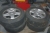 4 dæk med fælge til VW Touareg. Bridgestone 235/65R 171