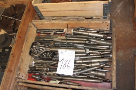 Pallet with various cutting tools
