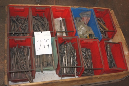 Pallet with drills, cutting tools etc.