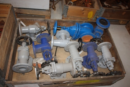 10 valves, water