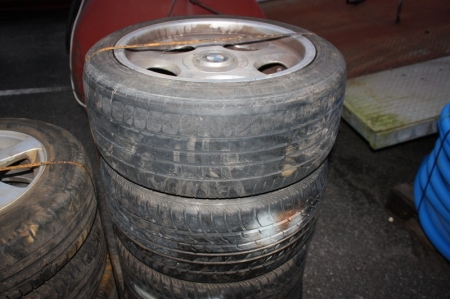 4 summer tires on alloy wheels, BMW. Tires: 215/50 R17