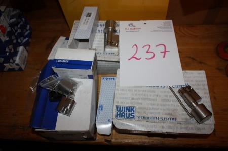 Approximately 20 tumblers, Winkhaus 45115536, labelled K083471 + Abloy 87 CY202D S, labelled K083487