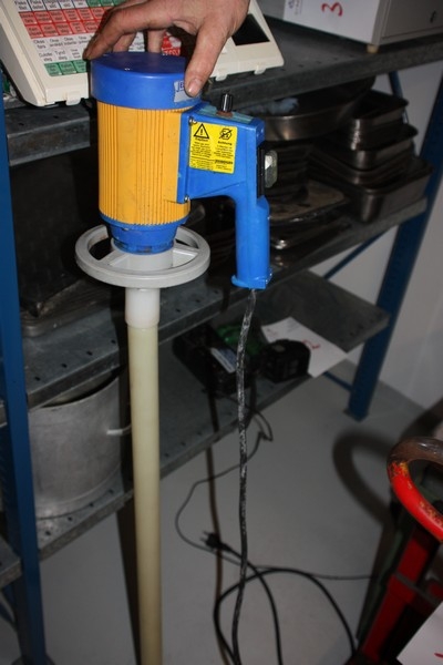 Stainless fluid pump, continuously, Essberger (minus handle)