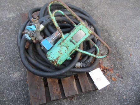 Pallet with pressure hoses approximately 50 mm diameter and water separator Atlas Copco VAM5A