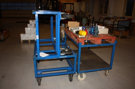 3 material carts for Euro pallets + various content