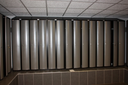 3 x 4 compartment locker create + 1 x 2-room locker (H16 - H22)