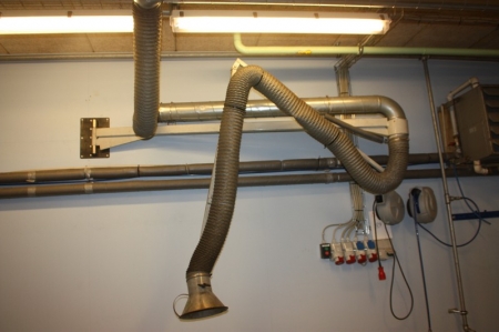 Spot welding exhaust on a wall-mounted arm