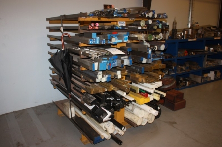 Cantilever Racking, length approx. 1.5 meters. Welded trays. Height approx. 1.6 m 2-sided. Content, including steel, POM, brass