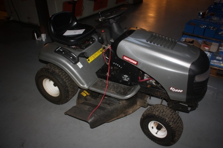 Lawn tractor, Craftsman LT2000, 17.5 hp, IC OHV