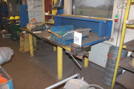 Welding surface, 1260 x 2500 x 50 mm + tool cabinet + vice + roller trestle