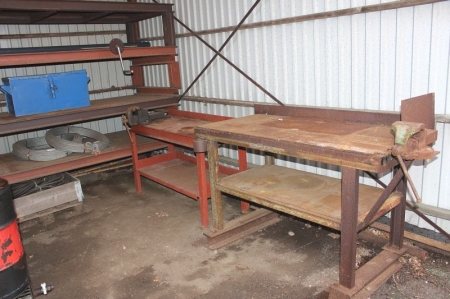 2 steel workbenches with vice