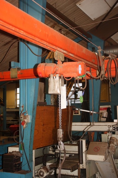 Overhead Crane with trolley hoist SEW 500 kg. 2 speed up / down. Width approx. 3000 x length approx. 8000 mm