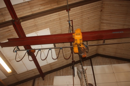 Overhead crane with electric hoist, Kito, 2000 kg. NOTE: without branch lines