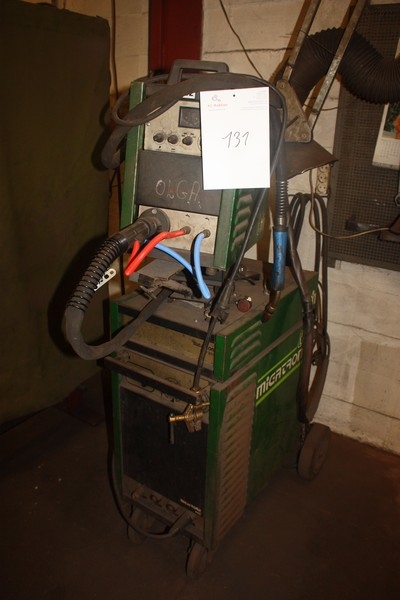 CO-2 welder, Migatronic 440 + wire feed + CTU 3000 box + welding cable + torch + pressure gauge