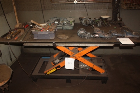 Sakseløftebord, Translyft, monteret med stålplade