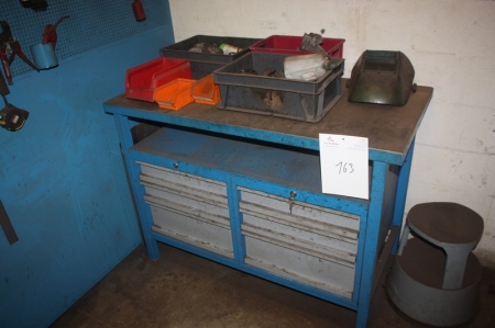 Tool table with 2 drawer sections + various content + noise-restricting wall with various contents + welding curtain