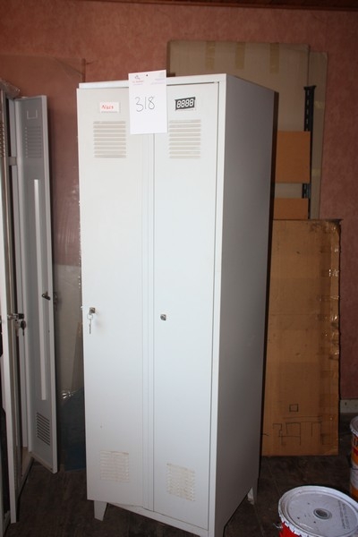 2 x 2-compartment locker