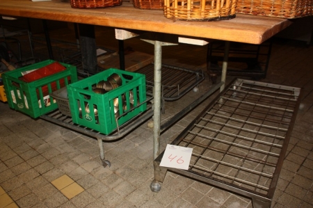 2 packaging carts without content, approx. 125 x 60 cm