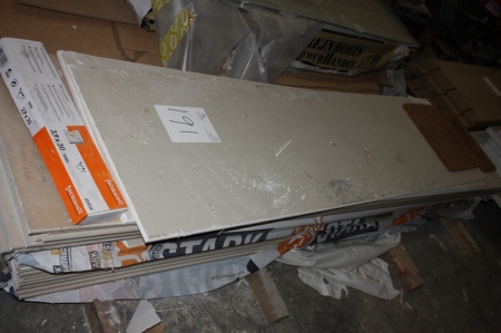 Pallet with various gypsum board, etc., approx. 24 pcs. approx. 300 x 60, 270 x 60, etc.