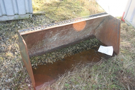 Bucket, width 1.2 meters, opening 60 cm