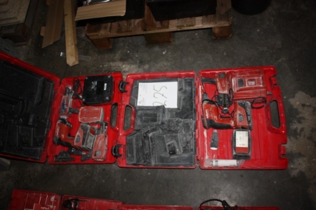 2 drywall screw machines, Hilti, with 2 batteries and charger