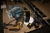 El-håndrundsav, Bosch GKS 190 Professional + el-boremaskine, DeWalt + aku fugepistol, Panasonic Sealing Gun EY 3654 med 2 batterier og lader + vogn med plade