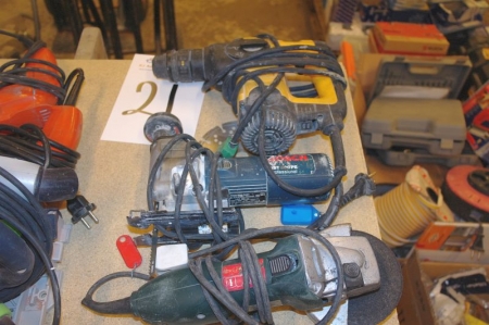 3 x  power tools, angle grinder + Jigsaw + hammer drill