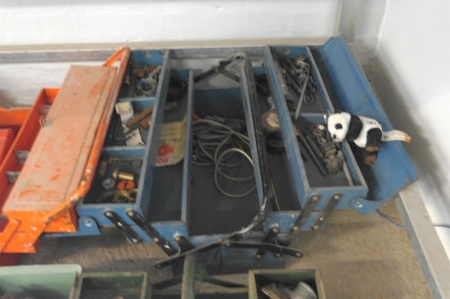 3 x  Toolboxes + cutting discs + oil radiator + batteries + charger etc.