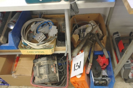 Various items below table, electric parts + hand tools, etc.