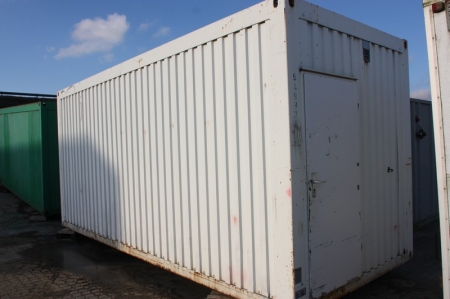 20 foot container designed for personnel. Isolated power and heatinging (5269)