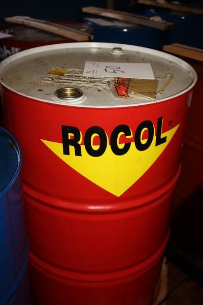 Rocol Ultracut EP655, ca. 3/4 full. New oil