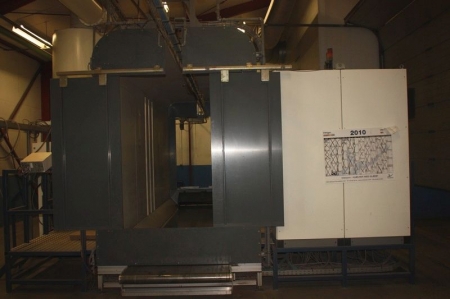 Powder tunnel, Wagner Integral ICM, type DB 12.000/3210. Year 2000. Level metal base for quick cleaning and conversion. Control Box, Digitech 8 machine guns and hand guns + machine guns with injectors. 2 x electromechanical overhead machines, type EBA 1-1