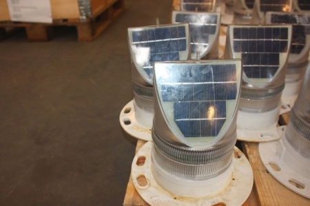 8 x solar navigation lights, Sealite, model SL70