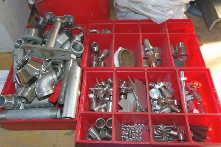 Various stainless steel + brass fittings