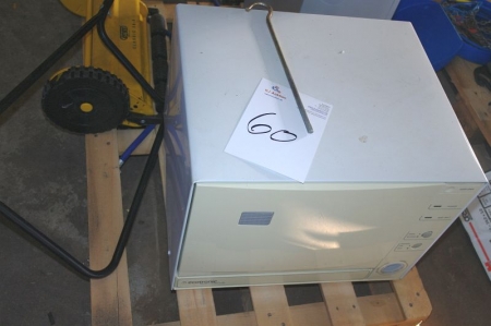 Palle med bordopvaskemaskine, ECO Tronic + Græsslåmaskine, Ginge + Skuffesektion