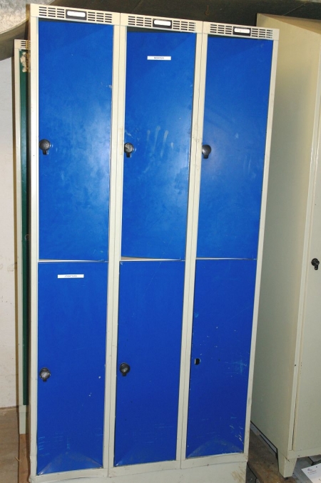 1 x 6 compartment locker + 1 x 2-room lockers without key