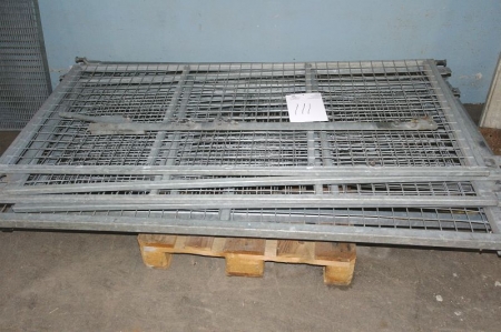 Side boards for Ifor Williams machine / tip trailer. 2 x 2 boards of 1730 x 800 mm. 2 caps of 1880 x 1200 mm each