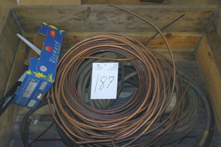 Pallet with copper tubes + hose